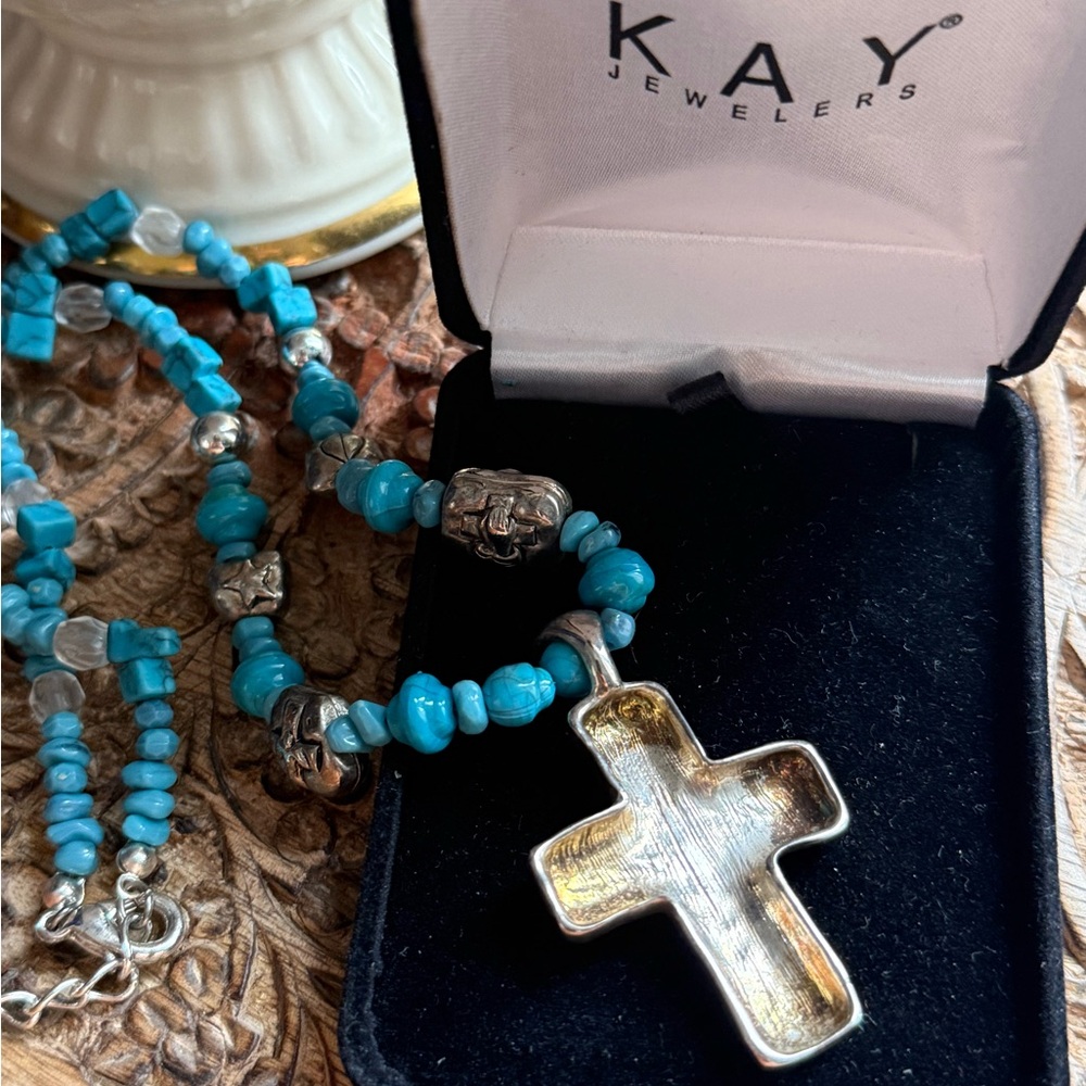 Vintage cross necklace with turquoise - Picture 3 of 4